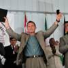 Julio Cesar Chavez acknowledges his fans at Induction Ceremony.
(photo: Jeff Julian)